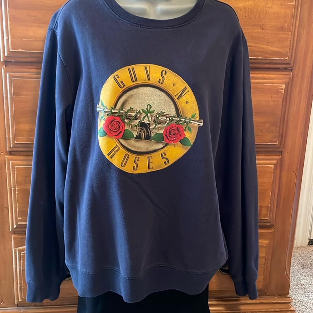 Guns & Roses sweatshirt